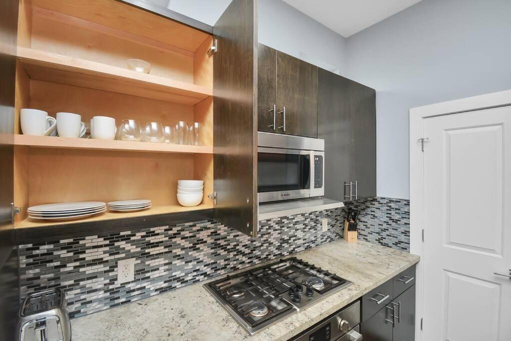 Skyline Views - Sleeps 10 Home Near Downtown Χιούστον Εξωτερικό φωτογραφία