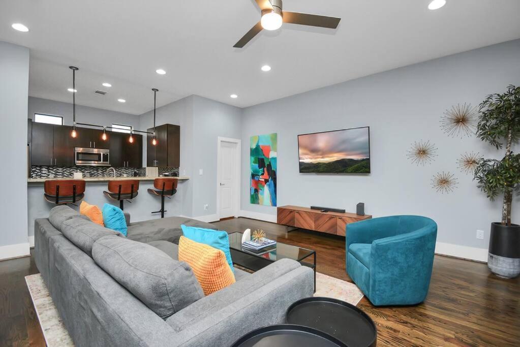 Skyline Views - Sleeps 10 Home Near Downtown Χιούστον Εξωτερικό φωτογραφία